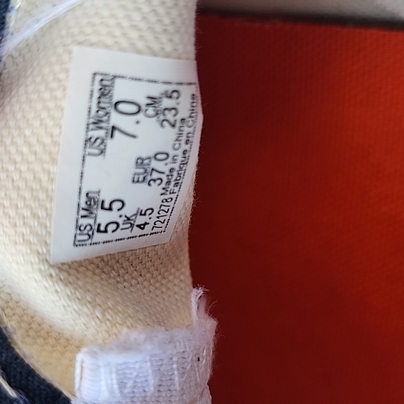 Vans Slip-On Sneakers - Blue and White Waves - Picture 7 of 7